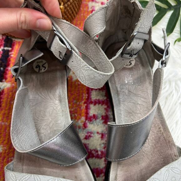 Jambu Silver Gray Leather Strappy Ankle Gladiator Sandal 9.5 - Picture 3 of 9